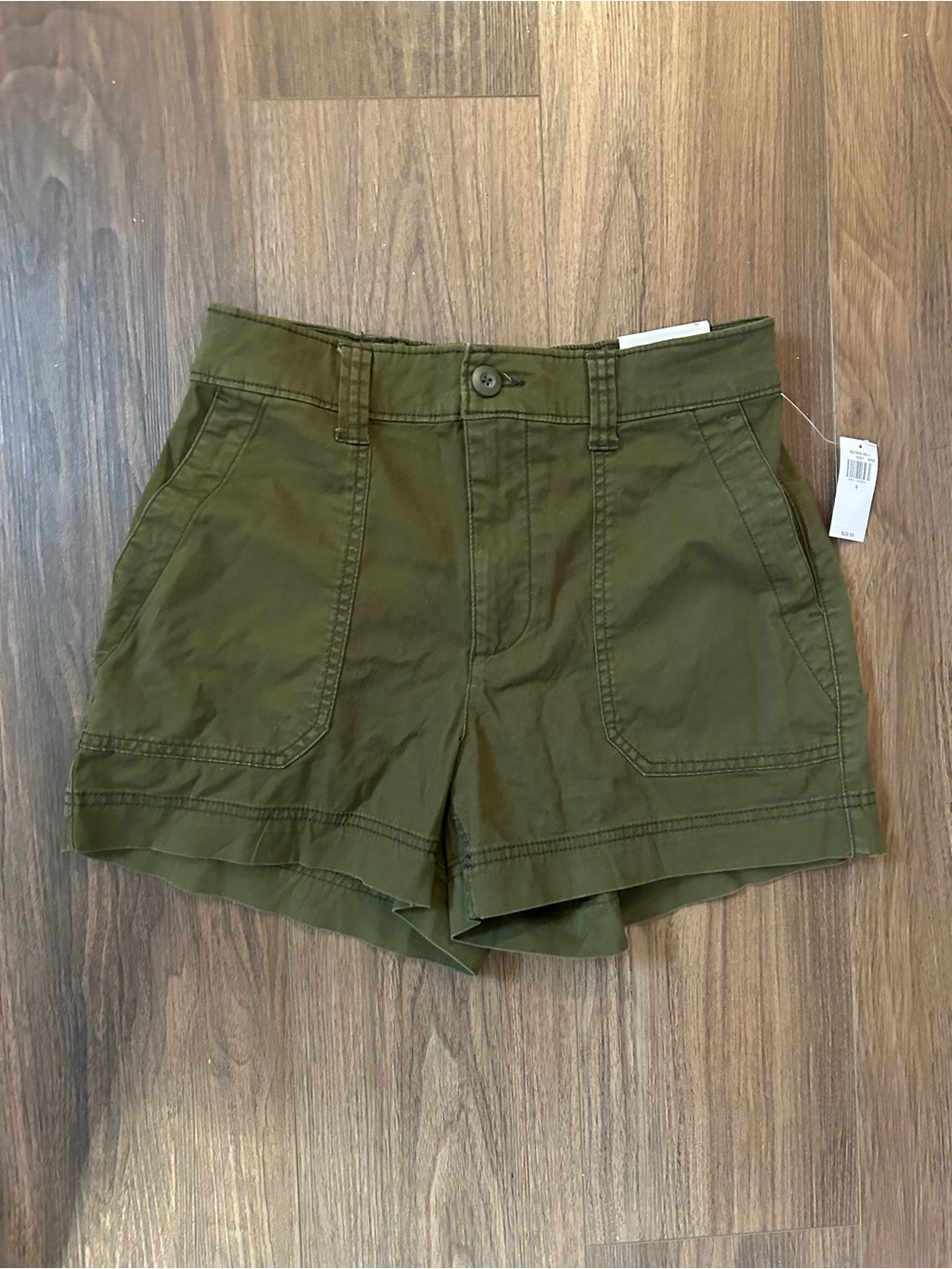 Women’s Old Navy Chino Shorts